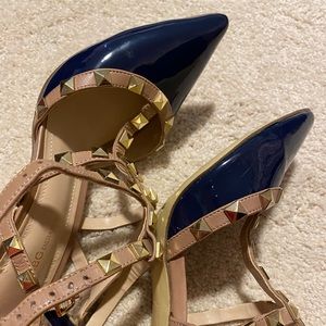 BCBGeneration Darron blue heels